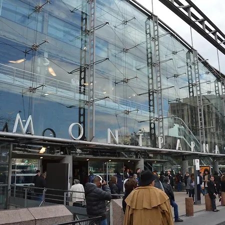 Roger - Montparnasse 14th Paris