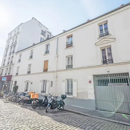 Roger - Montparnasse 14th Paris